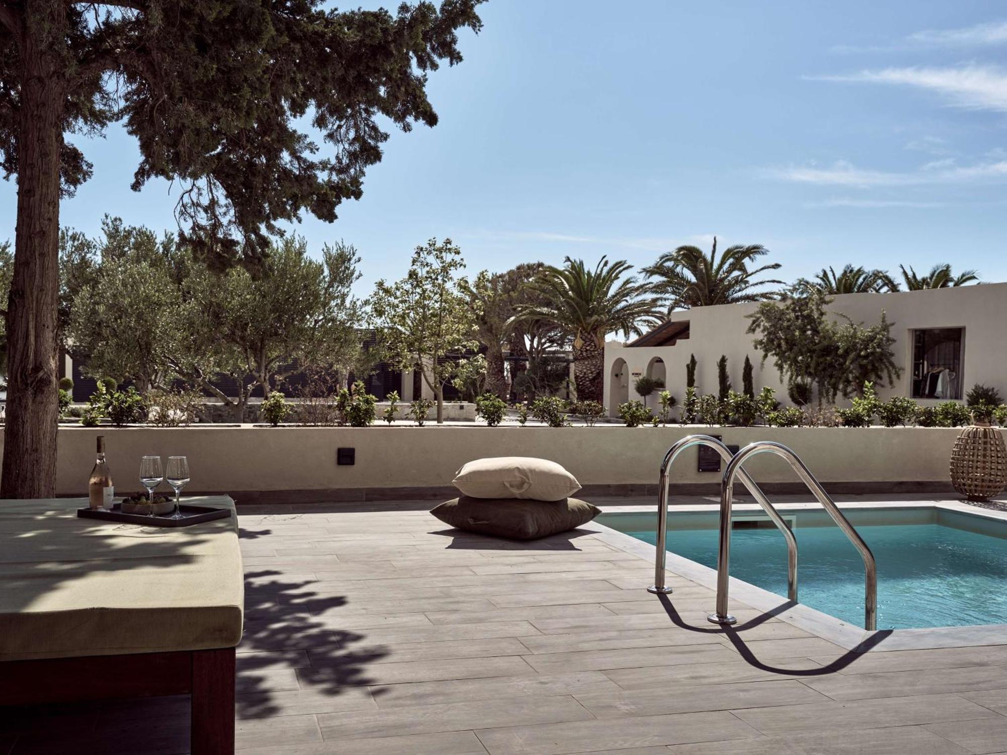 Numo Ierapetra Beach Resort Crete, Adults Only, Curio Collection Hilton Esterno foto