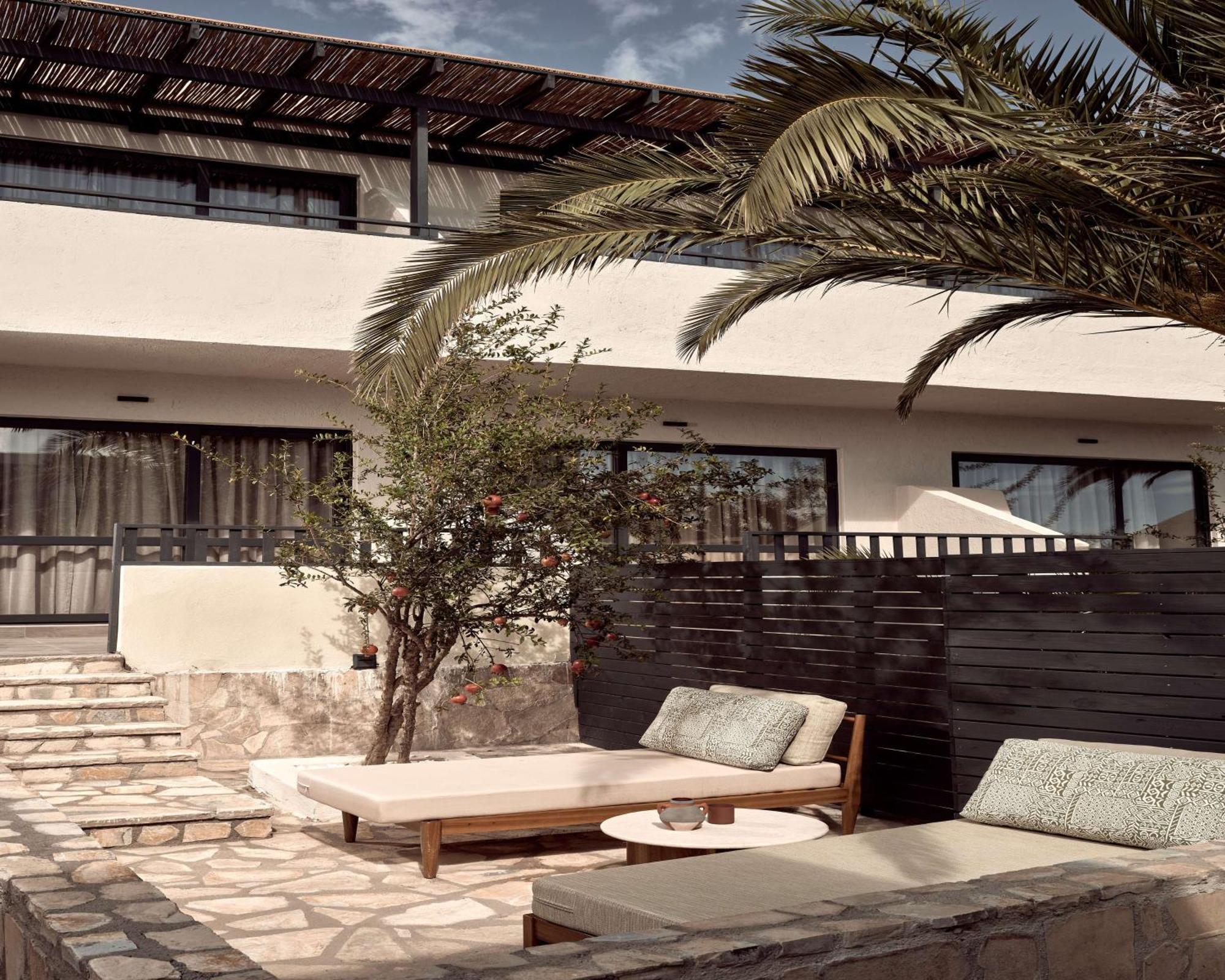Numo Ierapetra Beach Resort Crete, Adults Only, Curio Collection Hilton Esterno foto